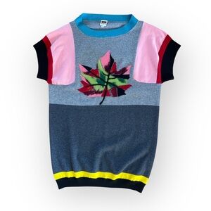 I'm Isola Marras Wool Blend Short Sleeve Sweater with Maple Leaf Design